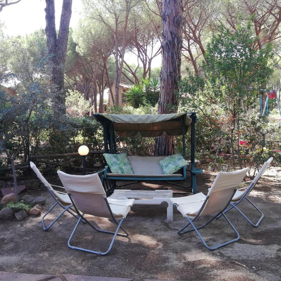 Oleandri Calaverde Sardegna Iun P1641 Pula Exterior foto
